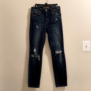Joe’s mid rise distressed jeans in size 24